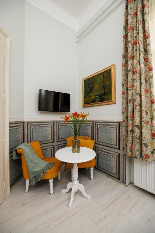 Apartamento Szeged szíve - Bécsi színek apartman Exterior foto